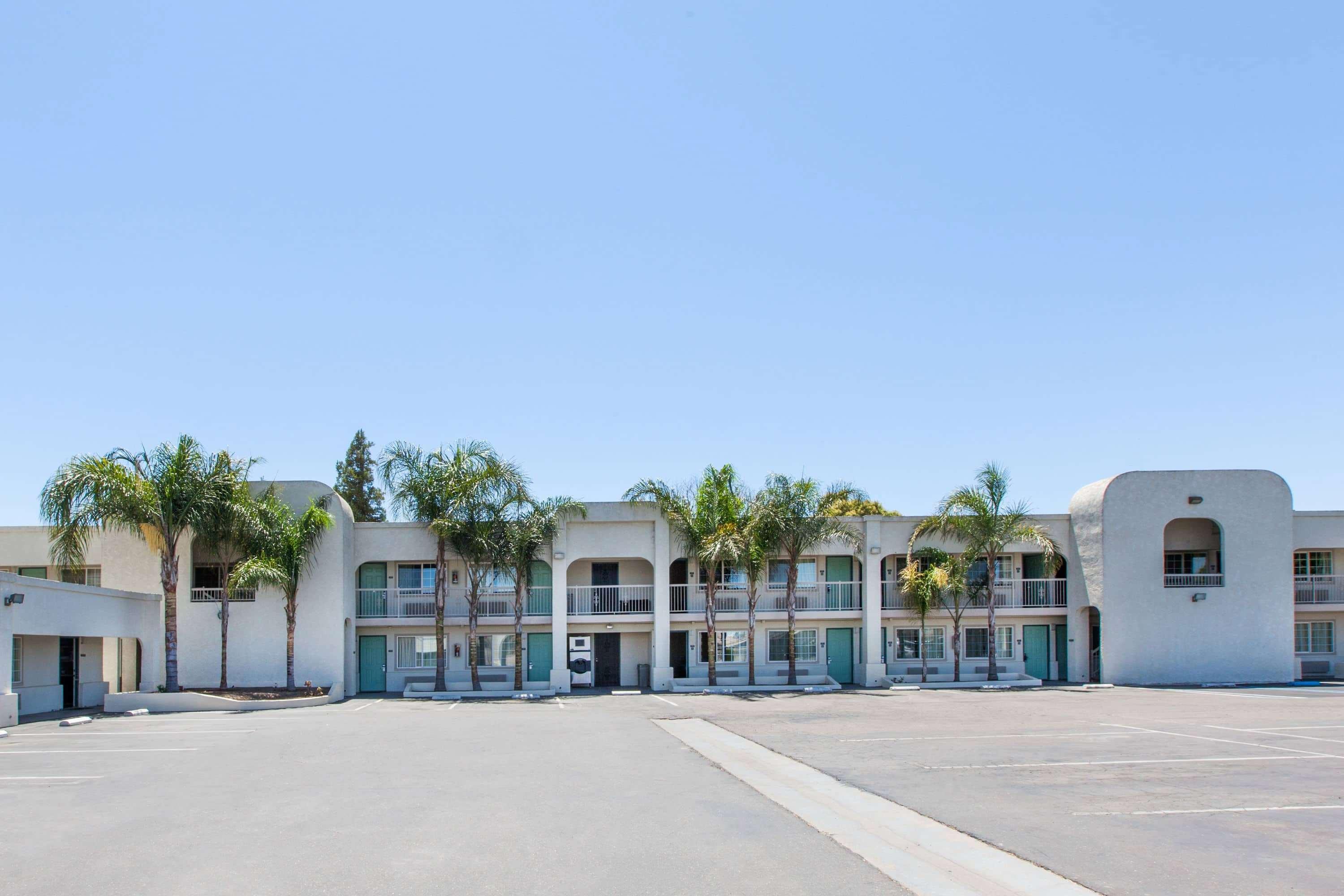 Travelodge By Wyndham Los Banos Ca Ngoại thất bức ảnh