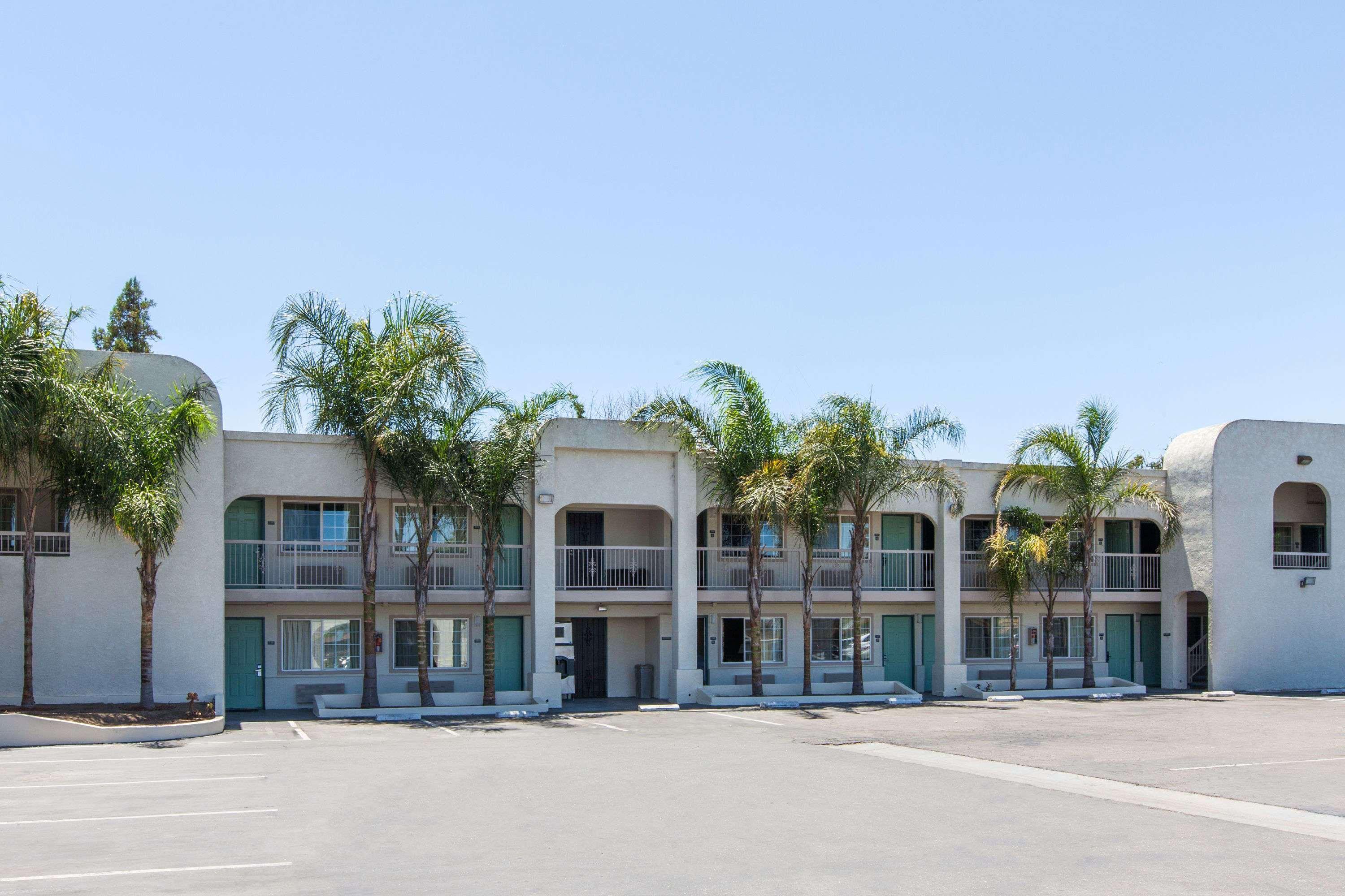 Travelodge By Wyndham Los Banos Ca Ngoại thất bức ảnh